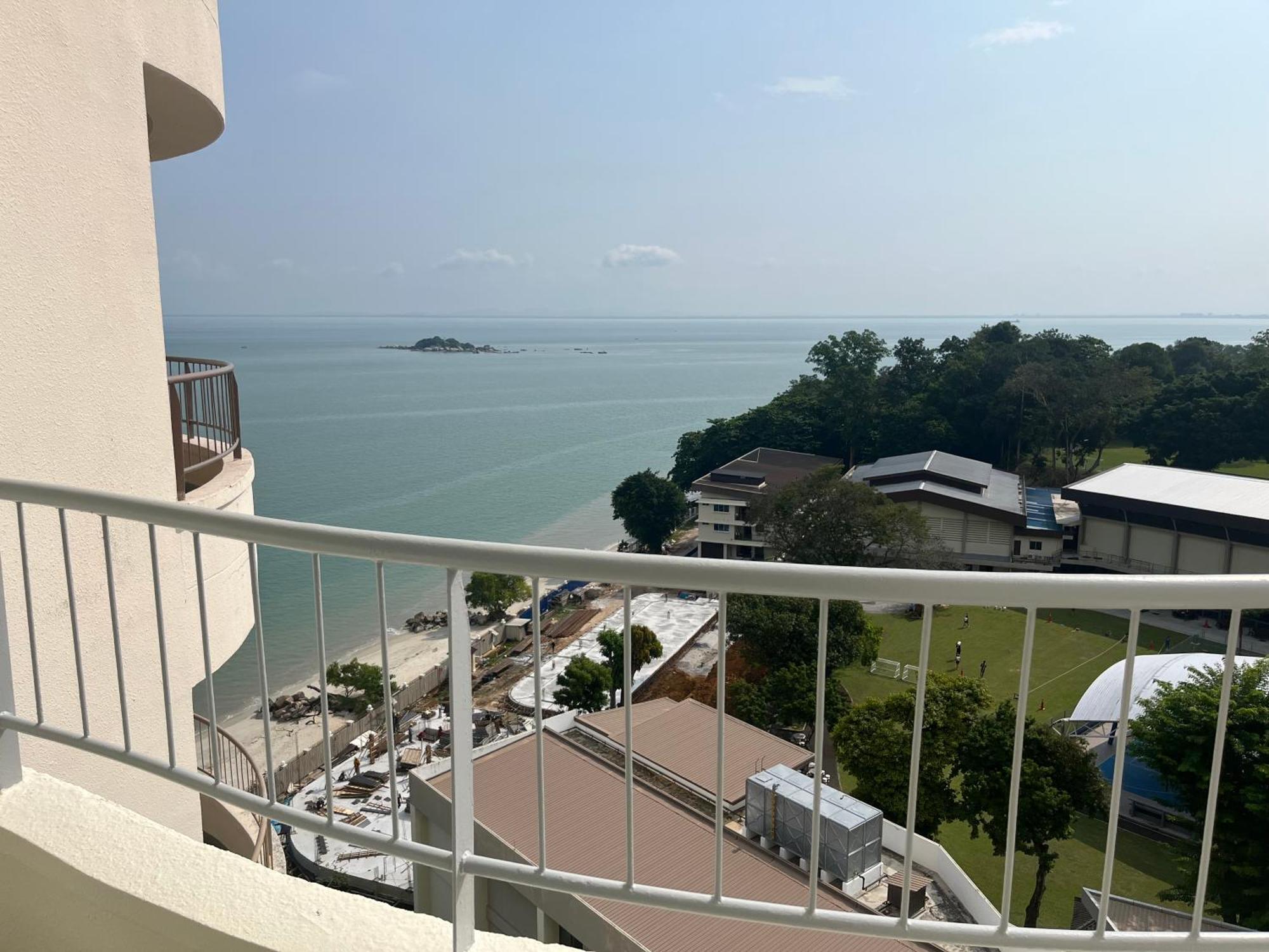 Hotel Paradise By The Sea In Penang By Veron At Rainbow Paradise Tanjung Bungah  Zewnętrze zdjęcie