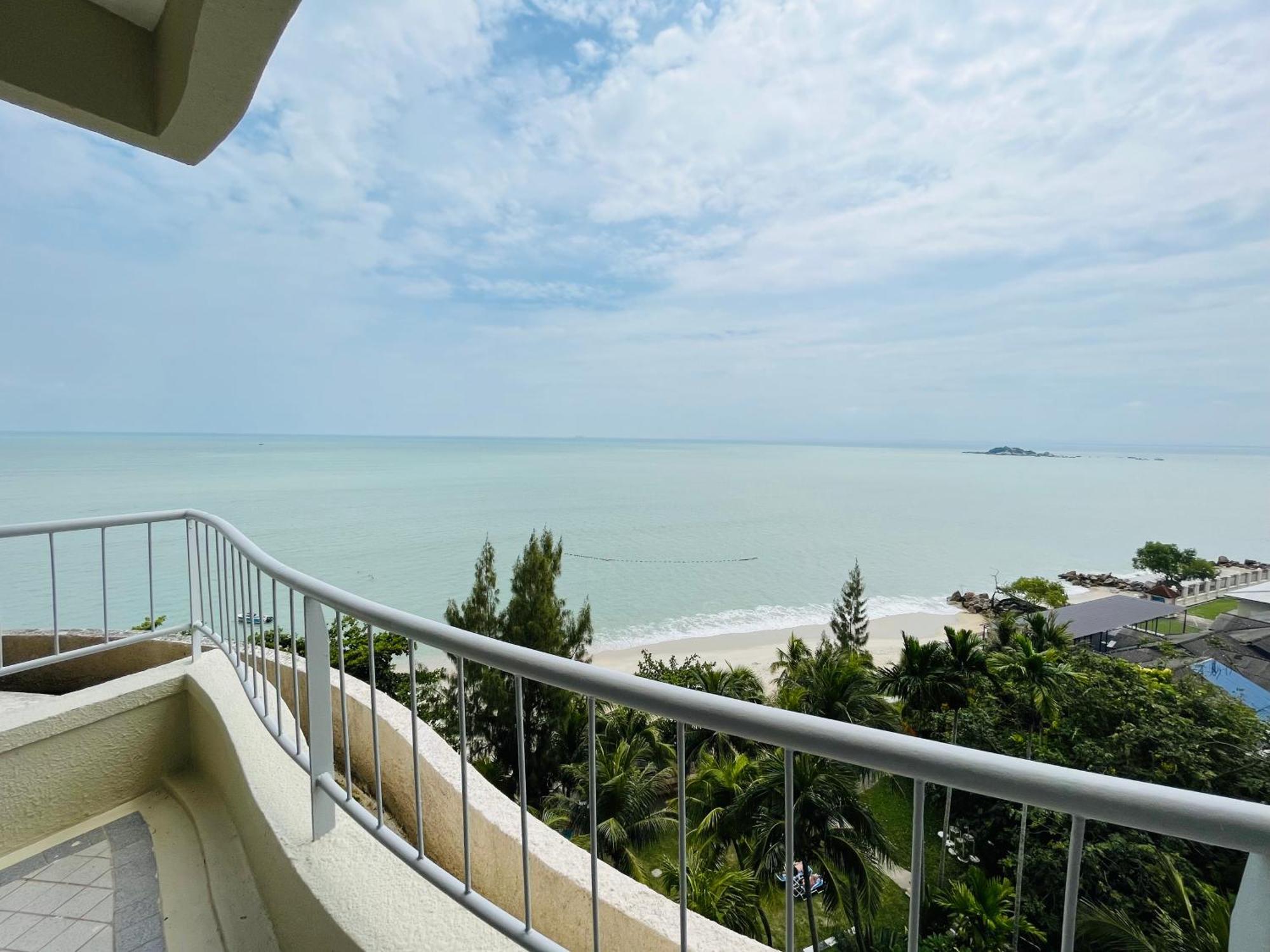 Paradise By The Sea In Penang By Veron At Rainbow Paradise Tanjung Bungah  Zewnętrze zdjęcie
